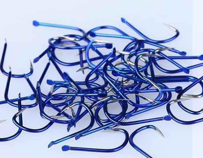 Anzuelos fuertes para dorada en surfcasting